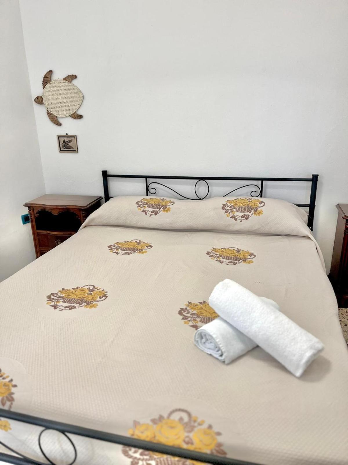 Rooms For Rent Livorno-Center Экстерьер фото