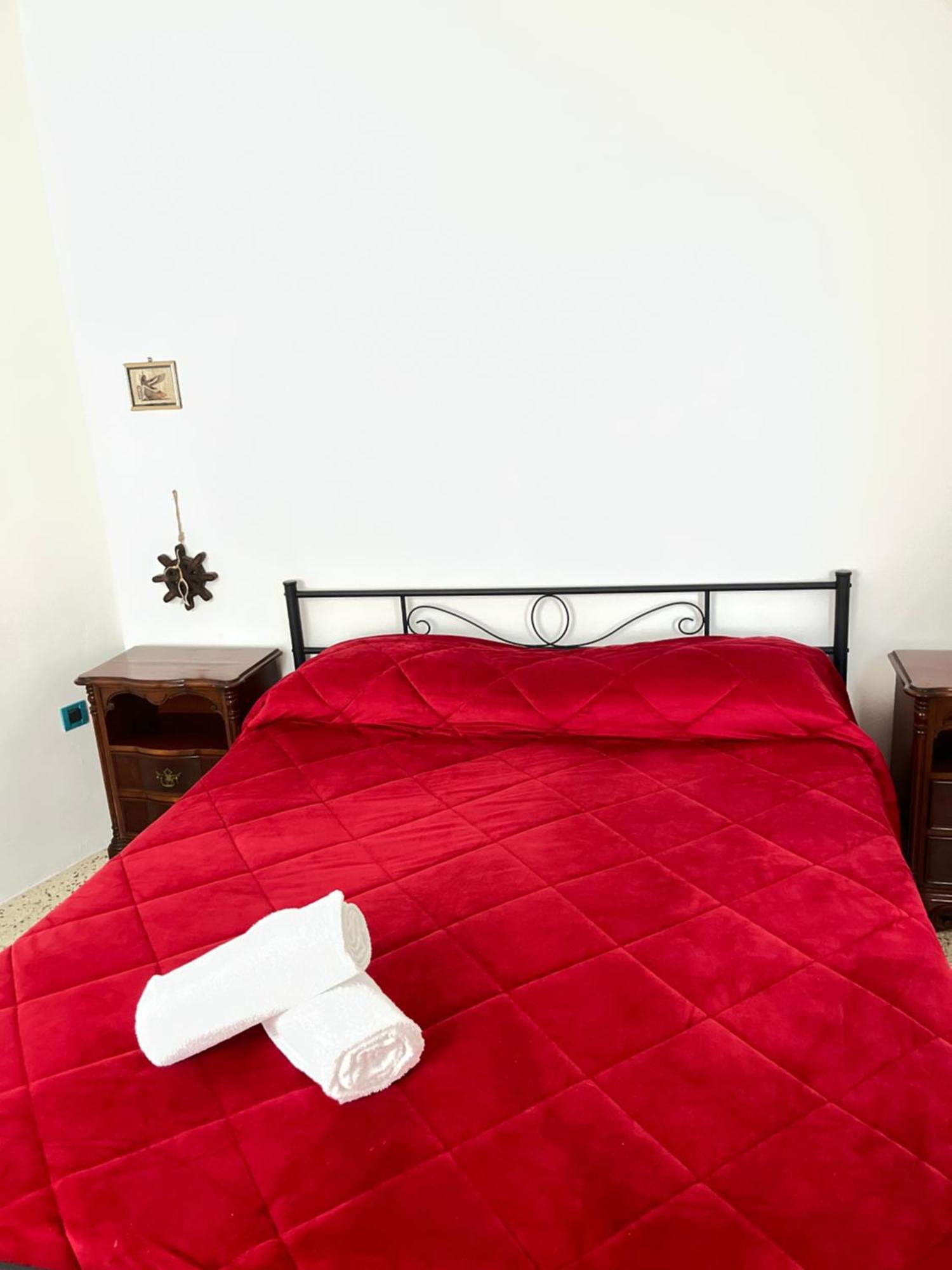 Rooms For Rent Livorno-Center Экстерьер фото