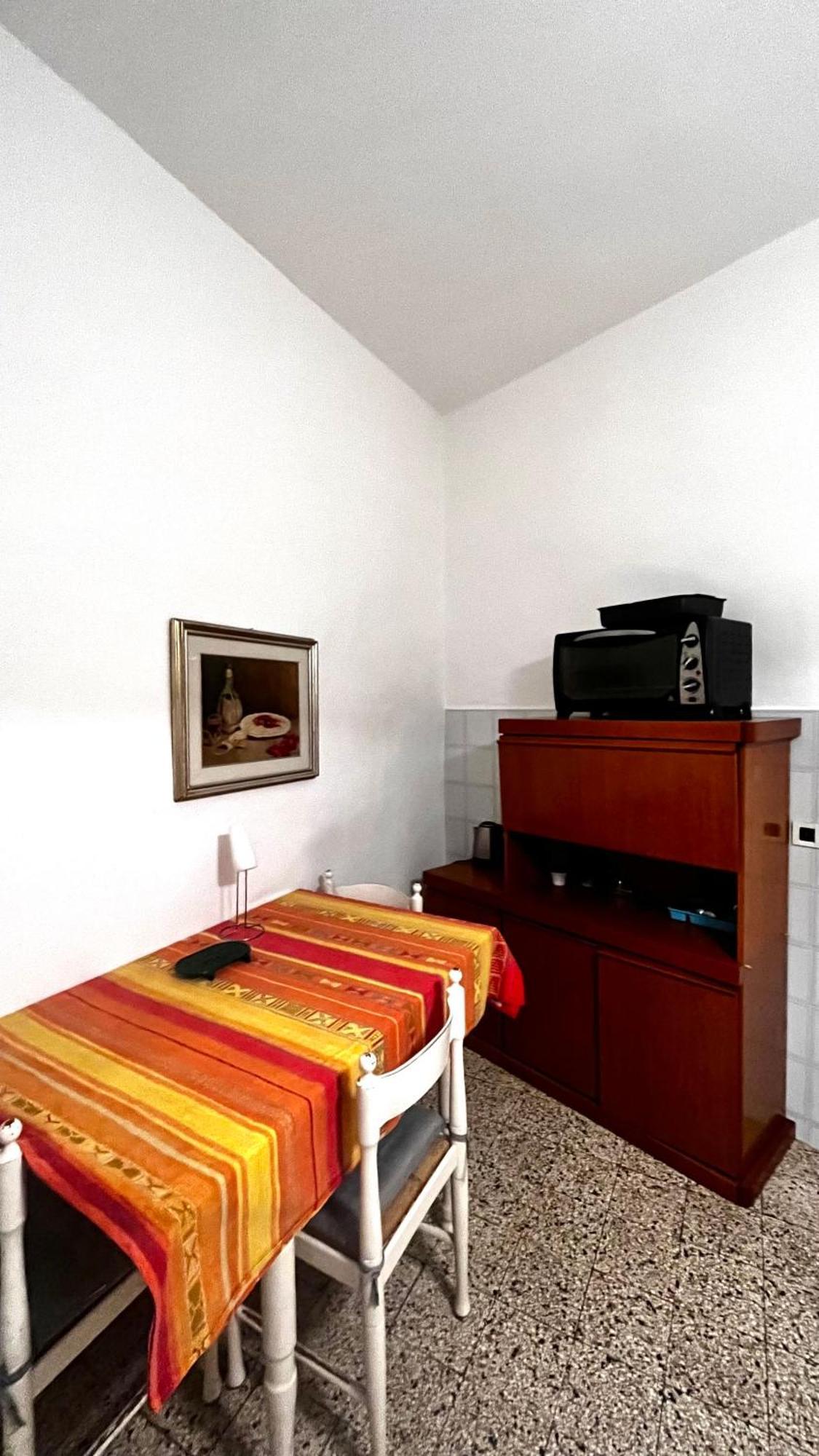 Rooms For Rent Livorno-Center Экстерьер фото